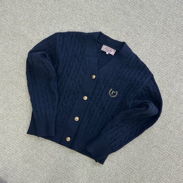 F 로라로라 브이넥 케이블 가디건 0429D