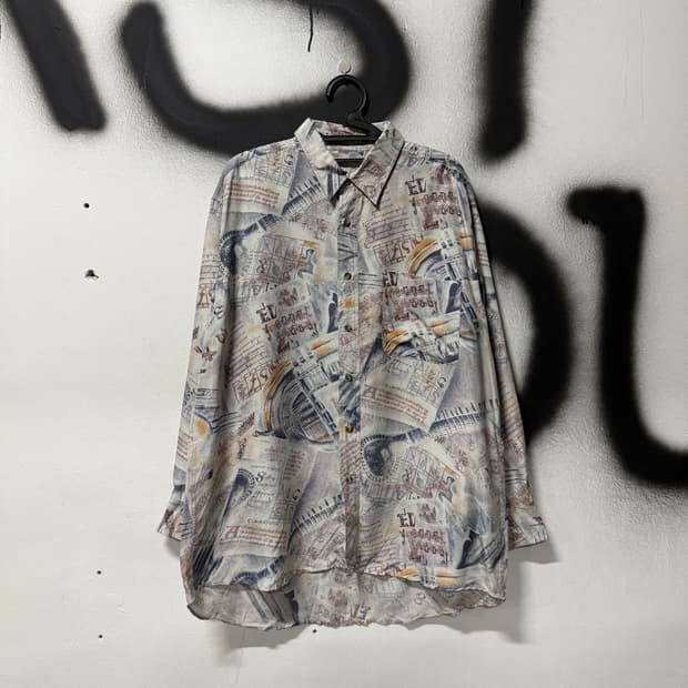 VTG 빈티지 100% 실크 아트 패턴 원 포켓 긴팔 셔츠