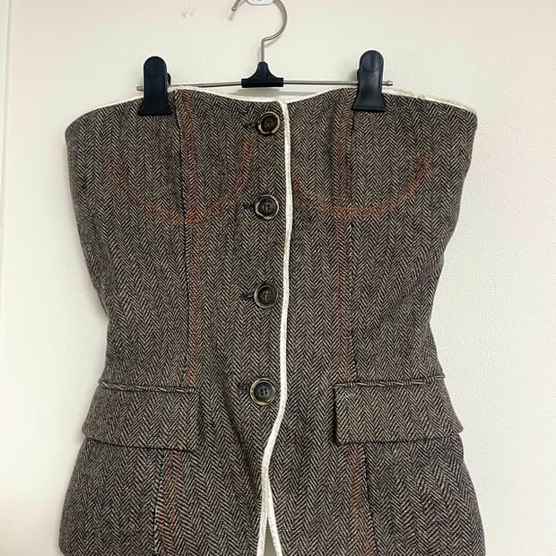 앤더슨벨 AIKA 아이카 헤링본 울 뷔스티에