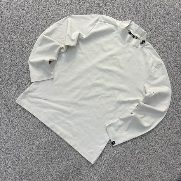 100 뉴발란스남성 반목 폴라넥 긴팔티 0423J