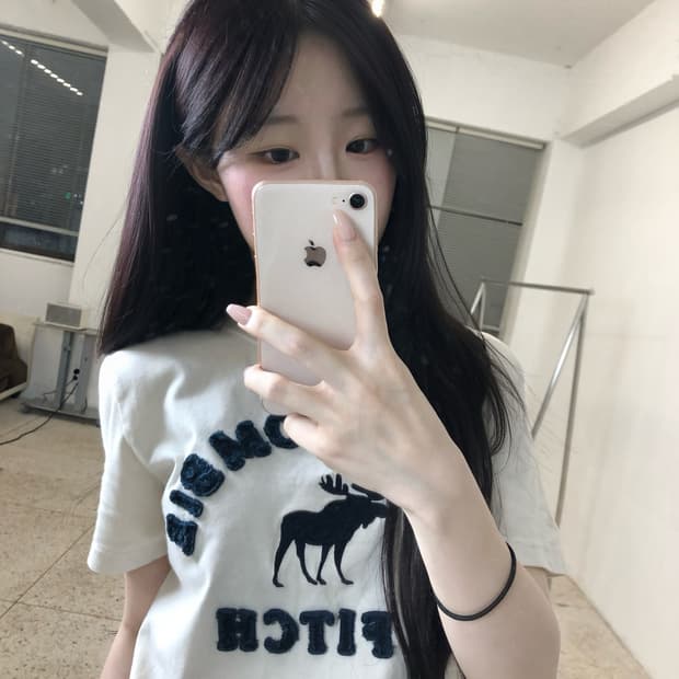 아베크롬비 화이트 슬림핏 반팔