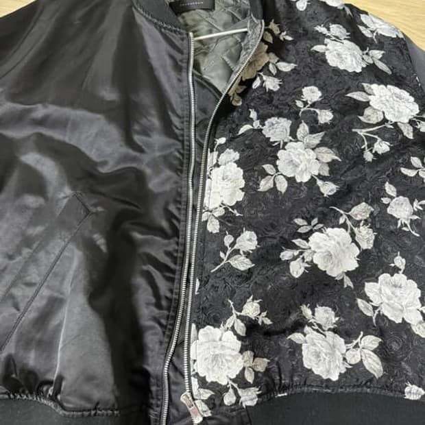 크러쉬어게인 봄버