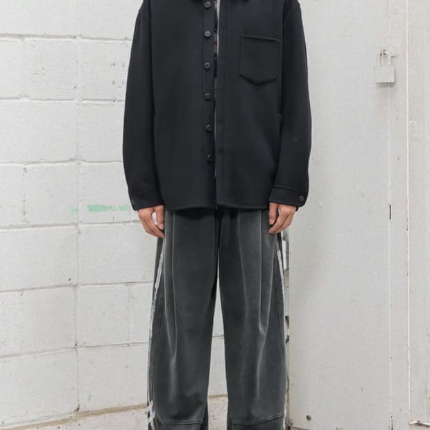 비긴 202 블랙 코트