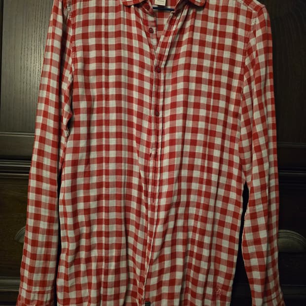 디젤 diesel 체크셔츠 s사이즈입니다.