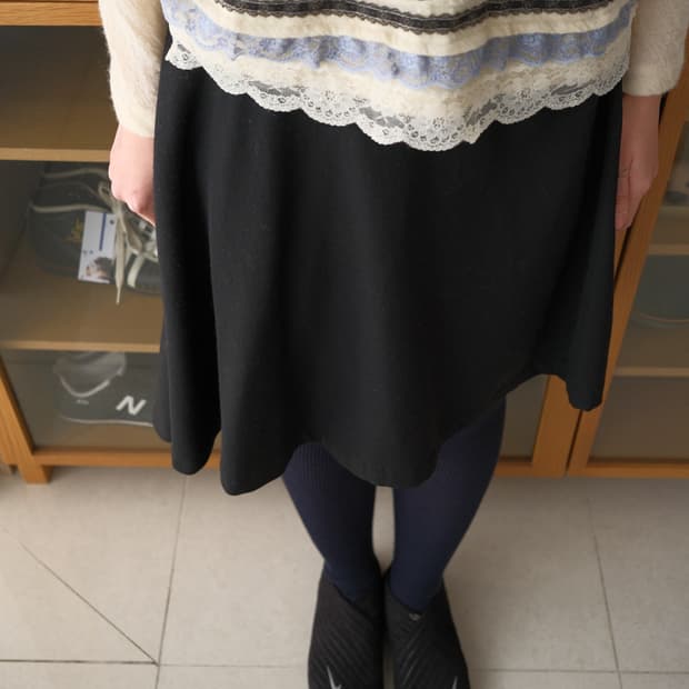 90s Unbalanced skirt