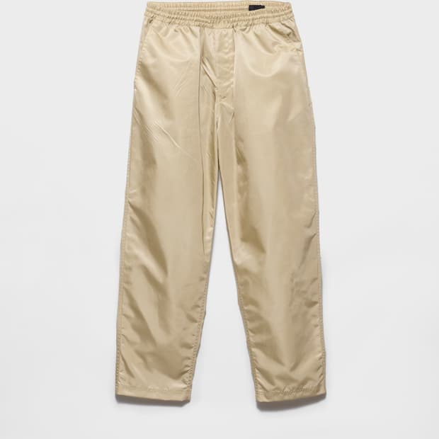 26SS 프라다 화이트썬 컬렉션 나일론팬츠 (전국품절)