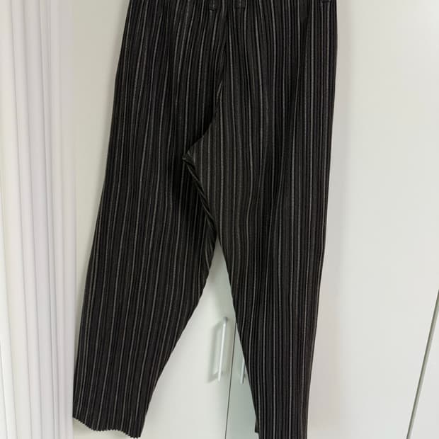 옴므플리세 이세이미야케 팬츠