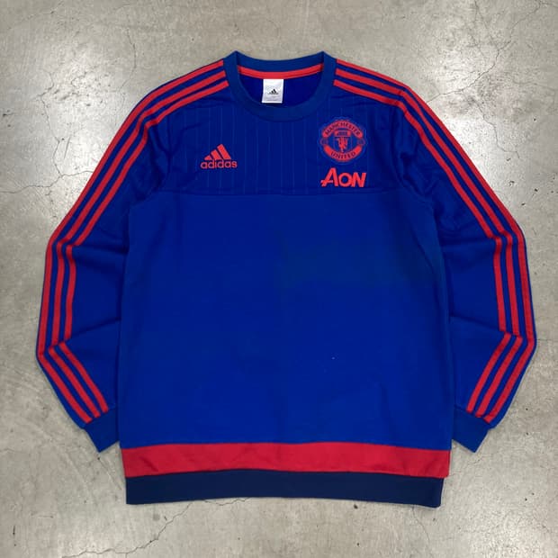 아디다스 맨체스터 유나이티드 로고 쉘탑