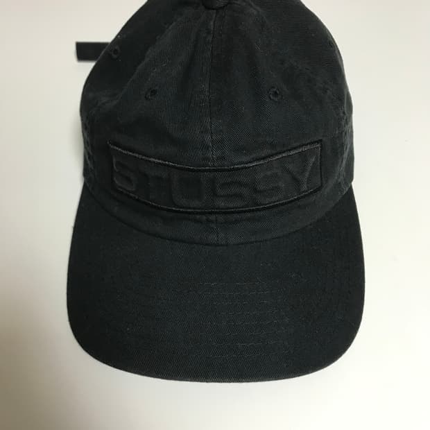 스투시 엠보 로고 캡