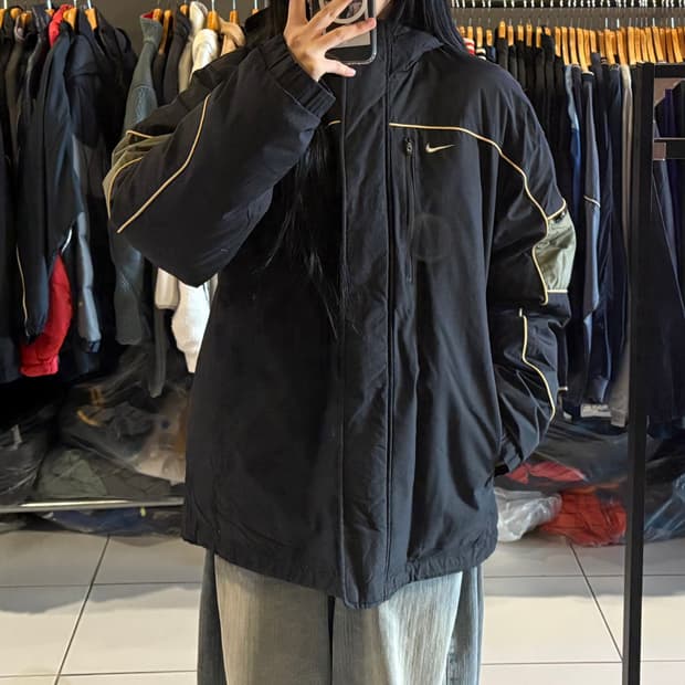 나이키 스우시 패딩 자켓