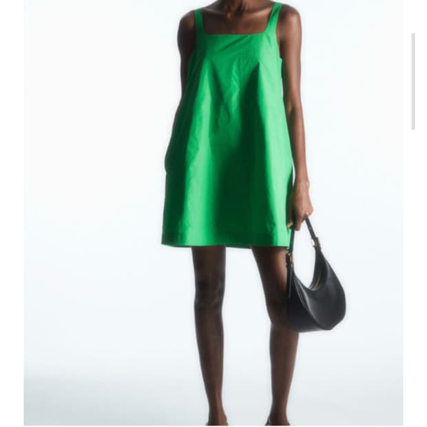 cos 코스 콘트라스트 패널 미니 드레스 그린 라지 (23년)