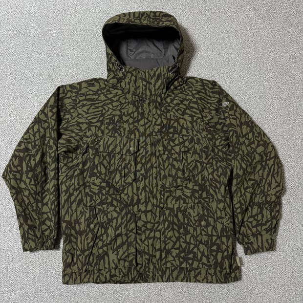 컬럼비아 00s Convert 카모플라쥬 바람막이 105-110