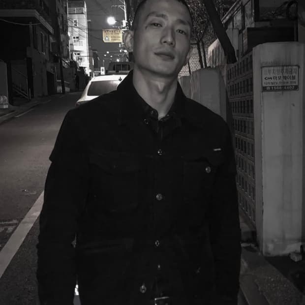 톰포드 코듀로이 트러커 자켓