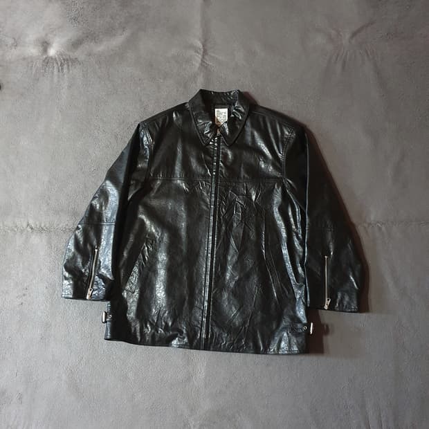 Shop.WeAre 위아 비건 레더 사이드버클 자켓 F