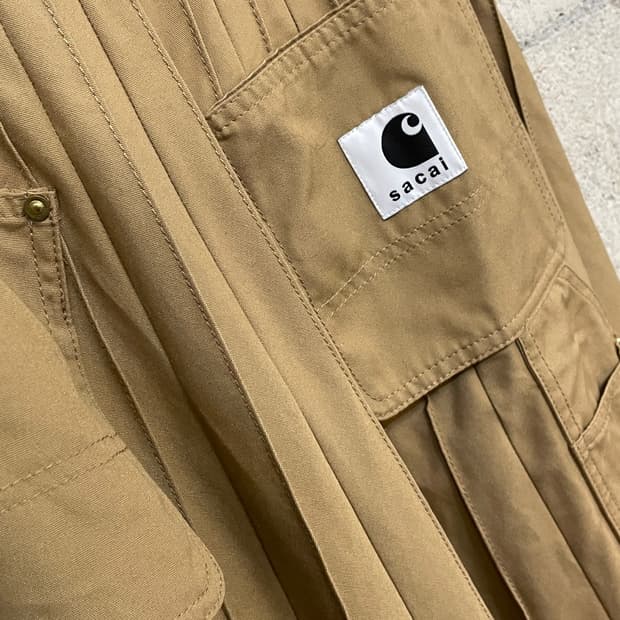 사카이 x 칼하트 플리츠 미디 스커트