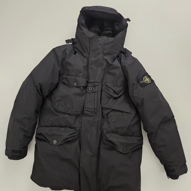 스톤아일랜드 21FW 립스탑 고어텍스 다운자켓 블랙 M(100~103)