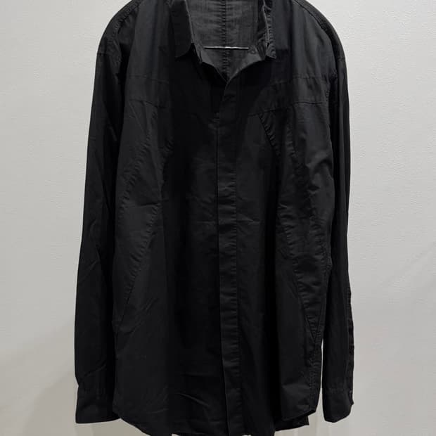 율리우스 19ss 'White Noise' 심드 셔츠