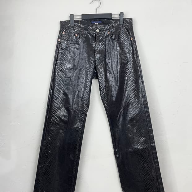 JAPONAIS BLEU 스네이크 패턴 코티드 팬츠