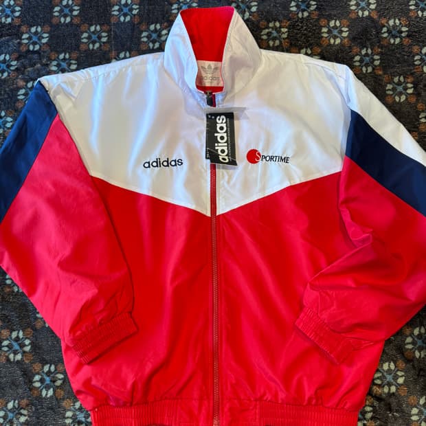 아디다스 바람막이
