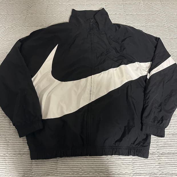 L) 나이키 빅스우시 바람막이