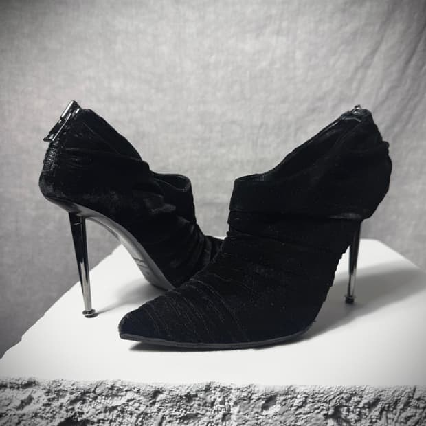 TOM FORD AW11 Ruched Velvet Ankle Boots 