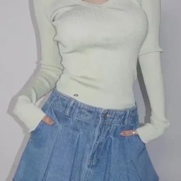 구해요 )) 페일제이드 딥브이 니트 티 화이트,블랙