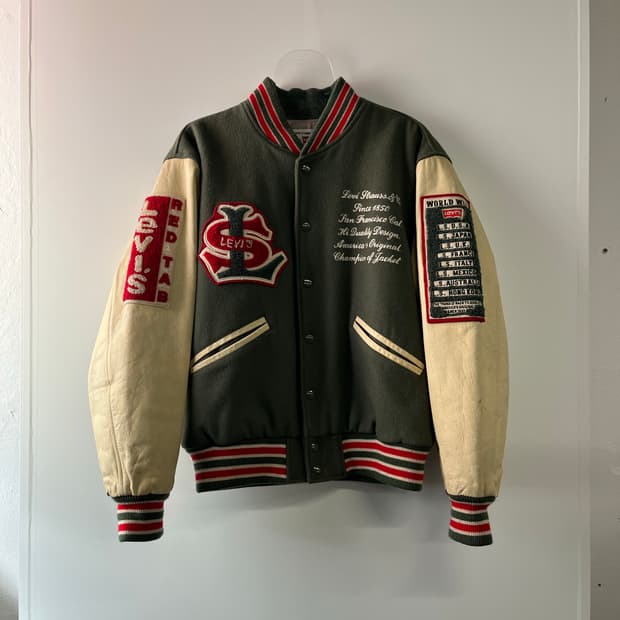 8-90s 리바이스 월드와이드 바시티 자켓