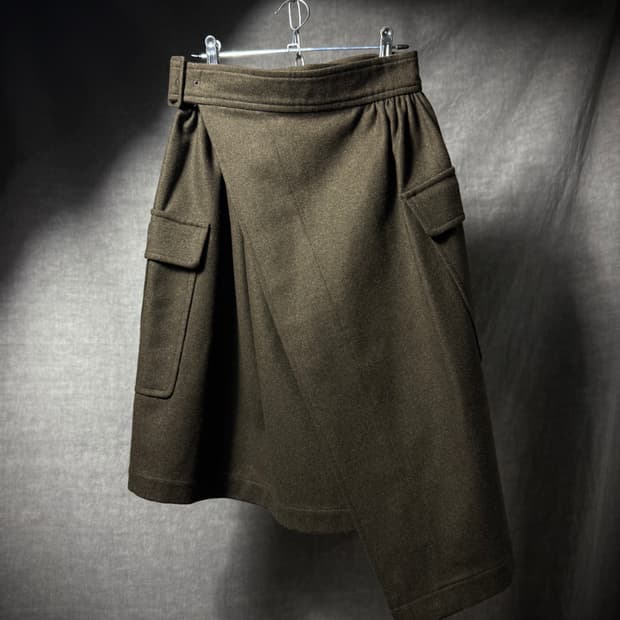 꼼데가르송 비대칭 벨트 스커트