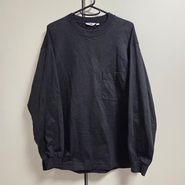 유니클로x르메르 U 포켓 긴팔 티셔츠 L(100)