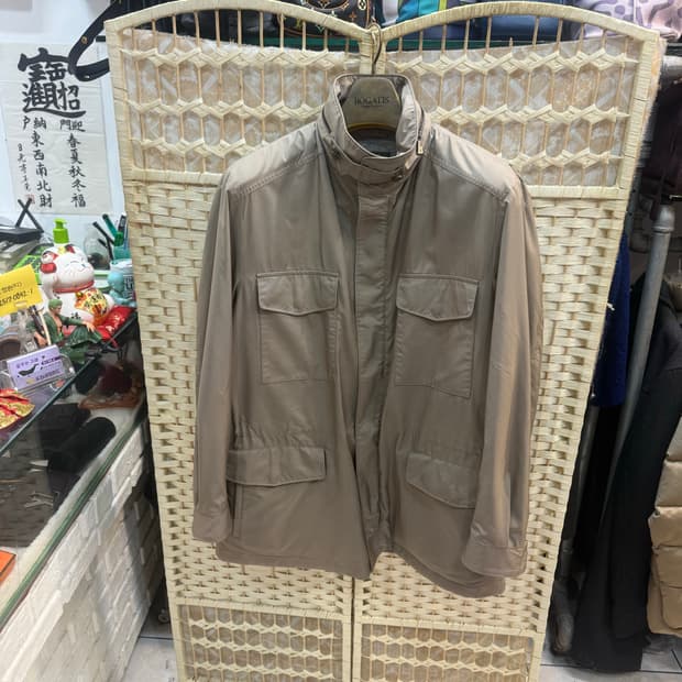 48/100 정품 로로피아나 트레블러 자켓 팝니다