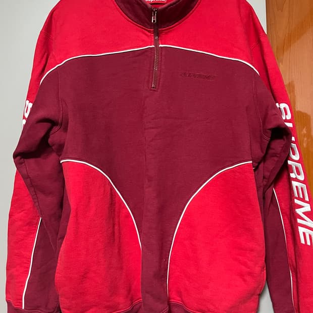 18fw슈프림 반집업 맨투맨