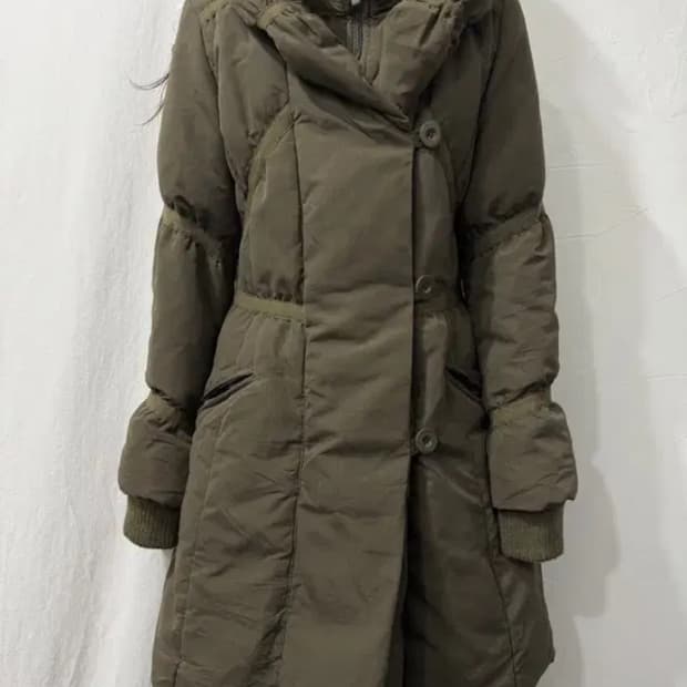 빈티지 카키 패딩