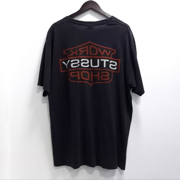 스투시 X 아워레가시 배지 피그먼트 다이드 티 블랙 티셔츠 XL
