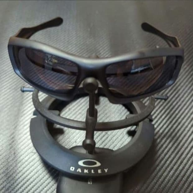 오클리 몬스터팝 매트블랙/다크그레이