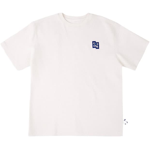 아더에러x메종키츠네 테트레스 화이트 L