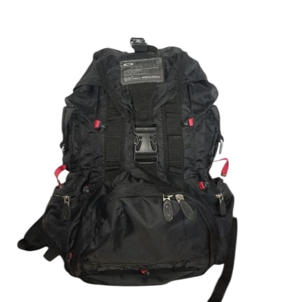오클리 고프코어 하이킹백팩