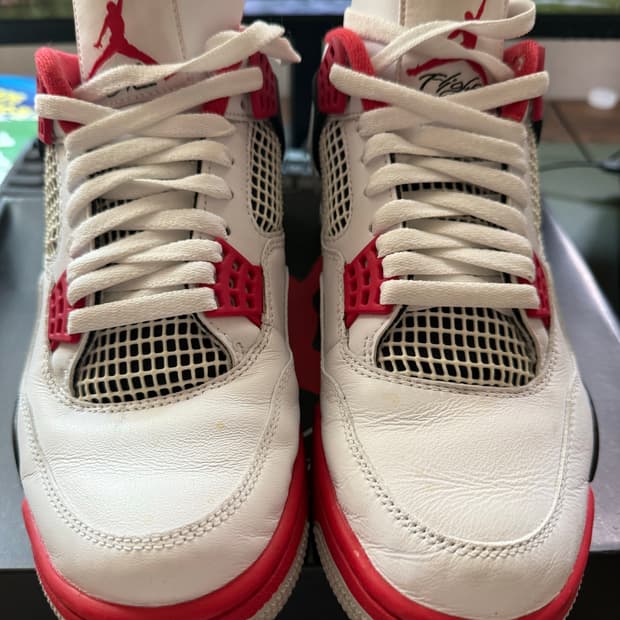 에어조던4 270 파이어레드