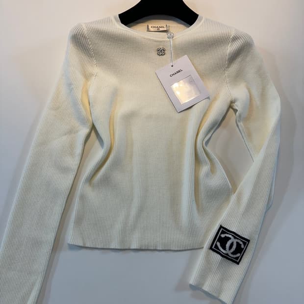 (새상품)샤넬니트