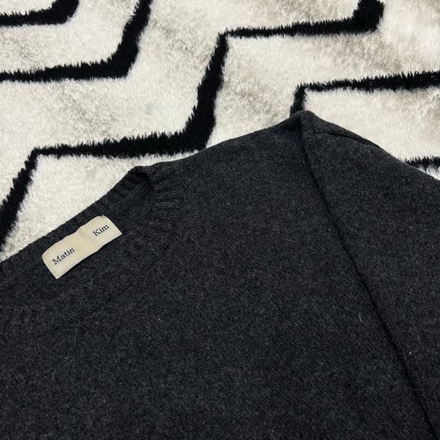 [Free]마뗑킴 라운드 오버핏 니트/그레이