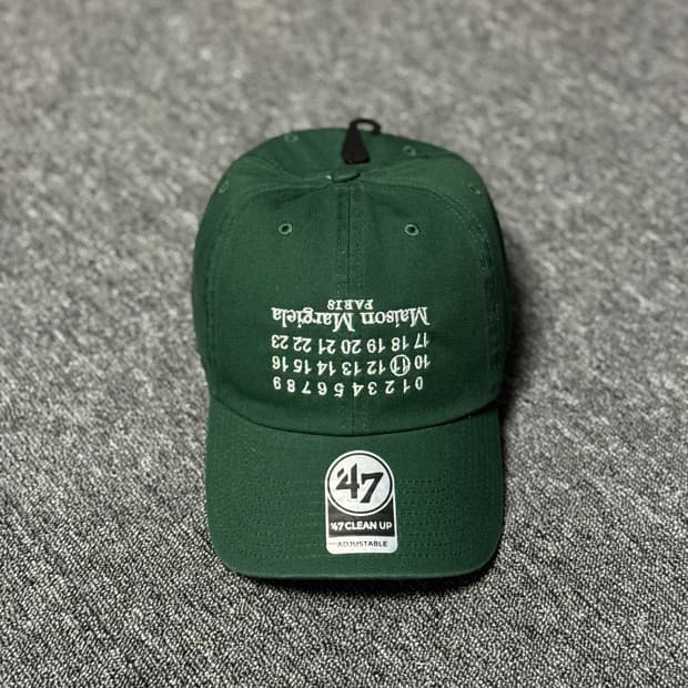 nptsss 마르지엘라 볼캡 다크그린