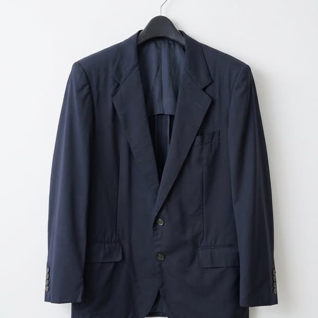 아쿠아스큐텀 네이비 클래식 자켓