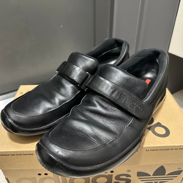 프라다 스포츠 스트랩 로퍼 7.5