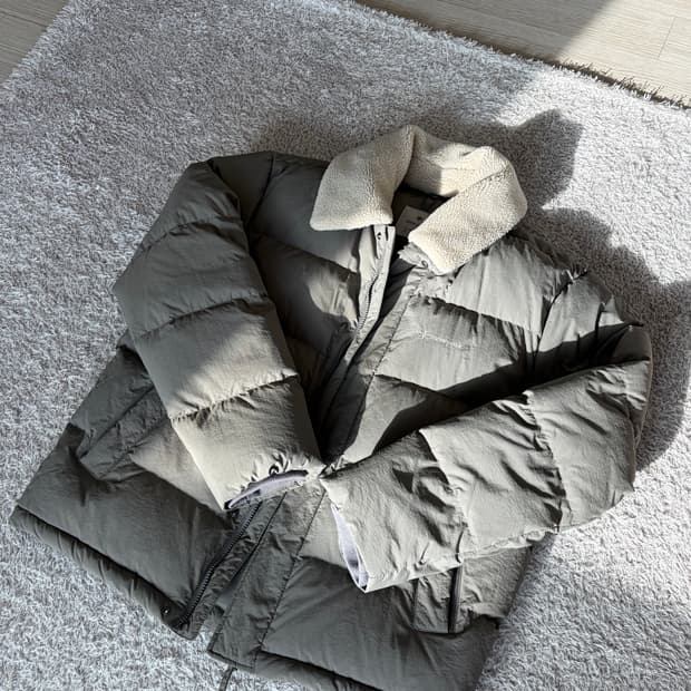 스노우피크 부클넥 패딩 카키