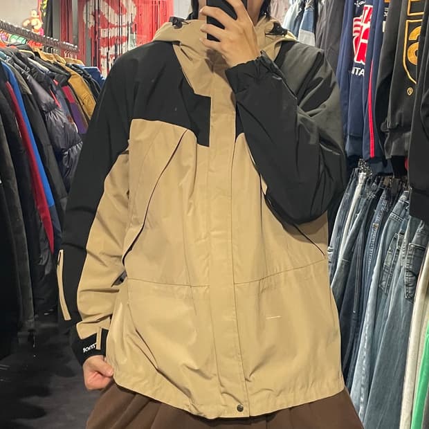 [IM] Marmot  마모트 유니폼브릿지 콜라보 마운틴 자켓