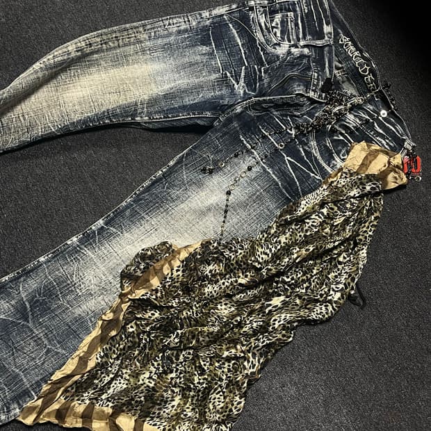 Vintage Leopard silky scarf