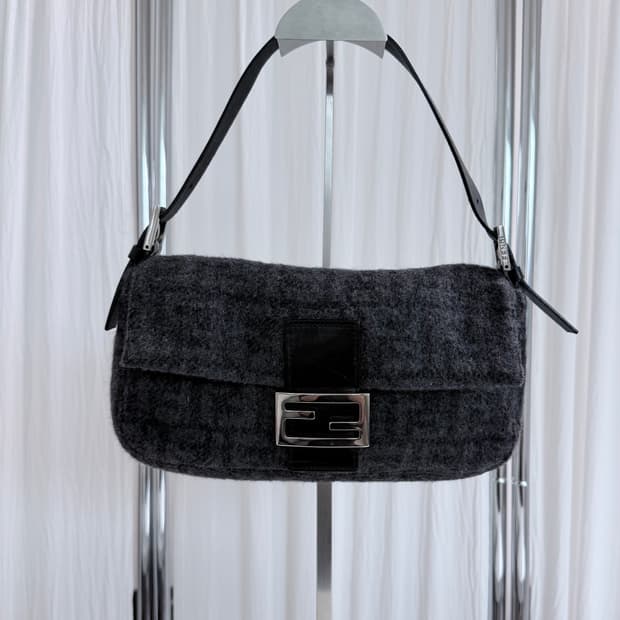 펜디 울 주카 바게트 