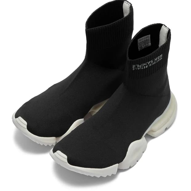 리복 삭 런 R 프린트 블랙