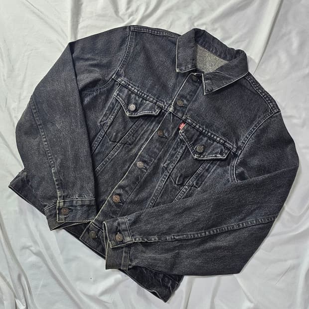 Levi’s 리바이스 흑청 데님 자켓 L023 