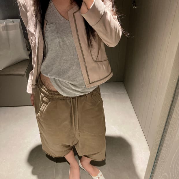 entire studios drop shorts