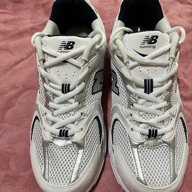뉴발란스 530 화이트, 290사이즈 스니커즈 판매합니다